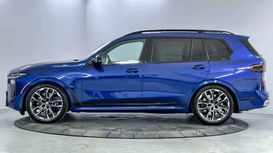 2025 BMW X7
