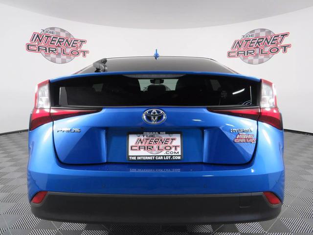 2021 toyota prius le