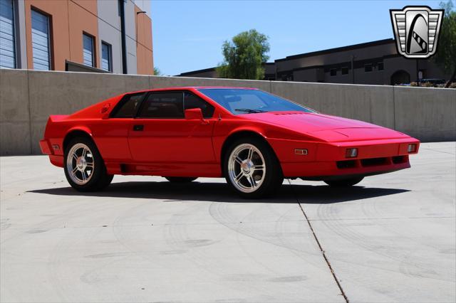 1985 lotus esprit turbo