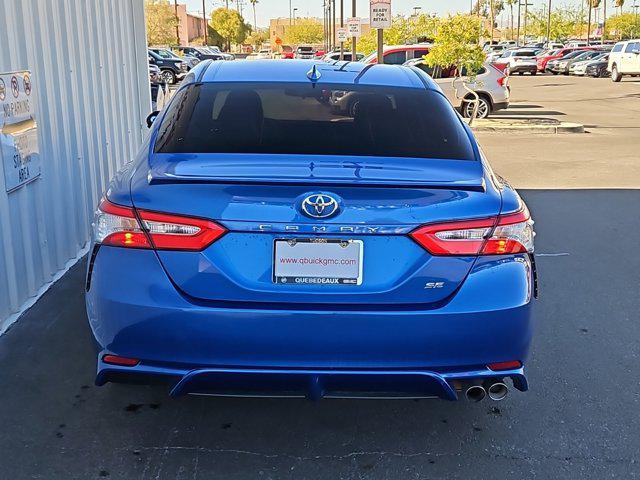 2020 toyota camry se