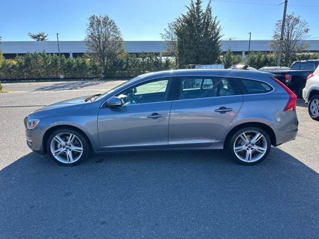 2016 volvo v60 t5 premier
