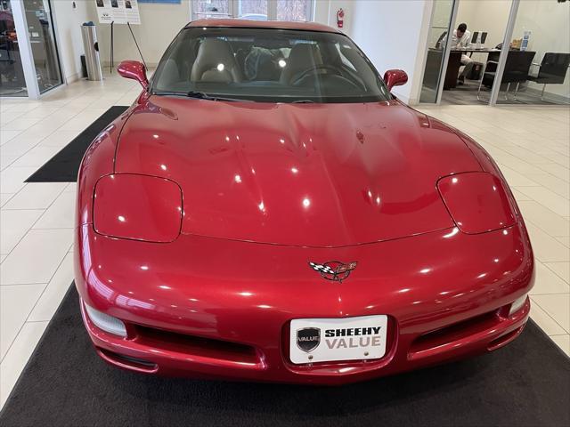 2004 chevrolet corvette base