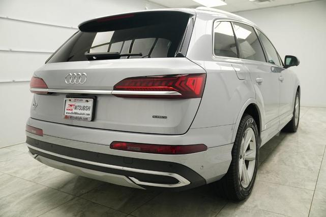 2022 audi q7 55 premium
