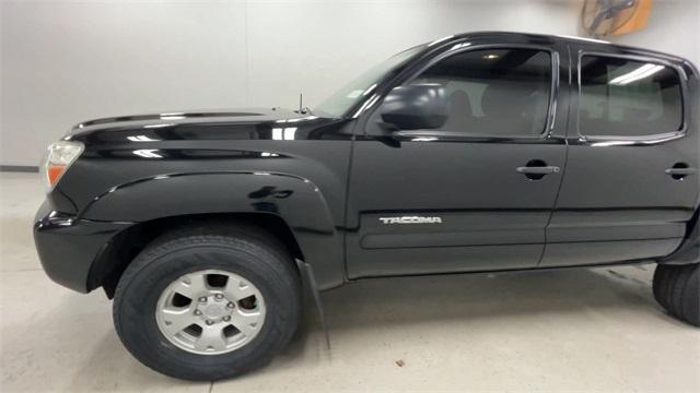 2012 toyota tacoma base