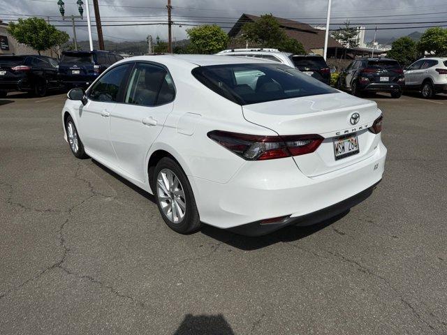 2023 toyota camry le