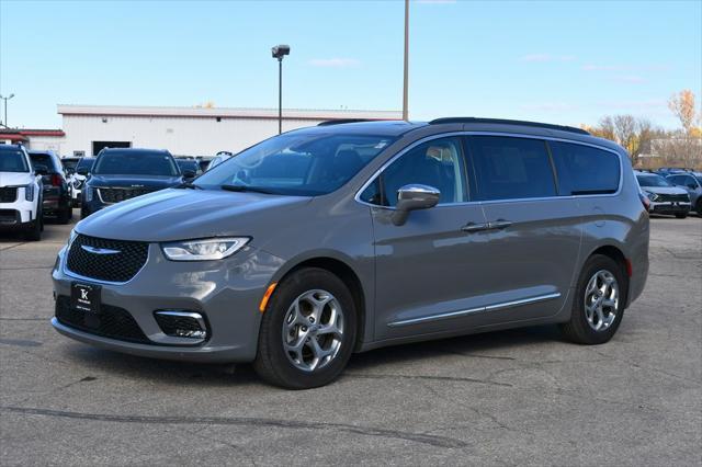 2022 chrysler pacifica limited