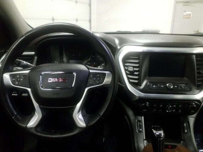 used 2017 gmc acadia awd sle w/ sle-2 neenah, wi 54956 for sale in neenah, wisconsin