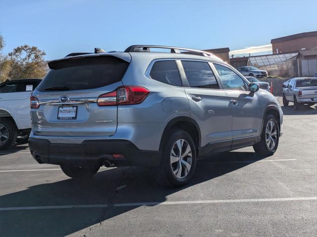 2022 subaru ascent premium 8-passenger