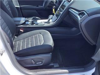 2016 Ford Fusion (North America) se