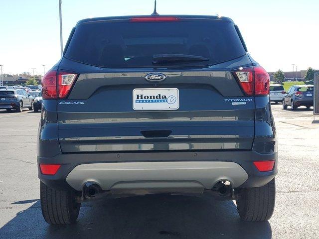 2019 ford escape titanium