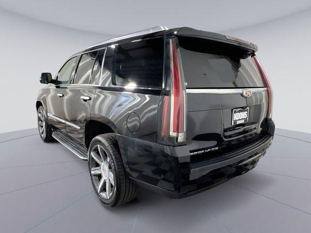2017 cadillac escalade luxury
