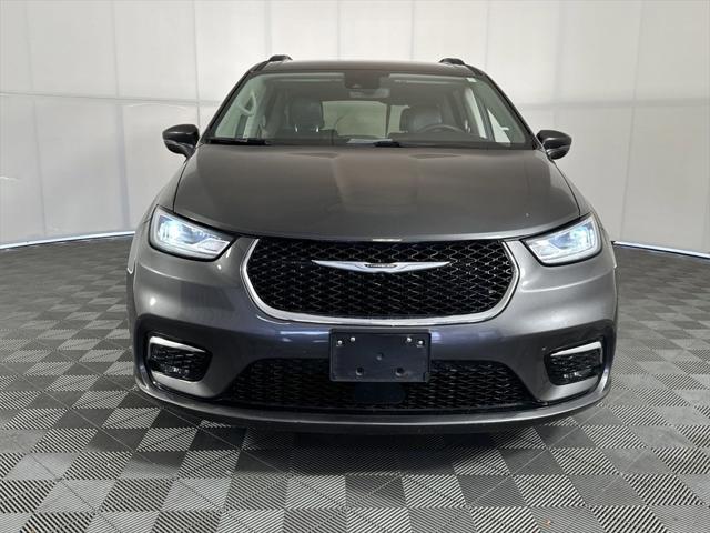 2022 chrysler pacifica touring l