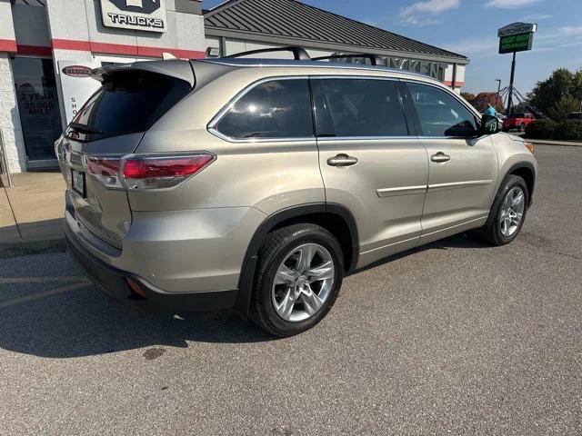 2015 toyota highlander limited