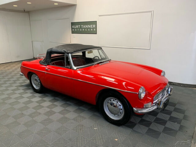 1965 mgb roadster. pull door handle. nicely restored car. mechanically excellent