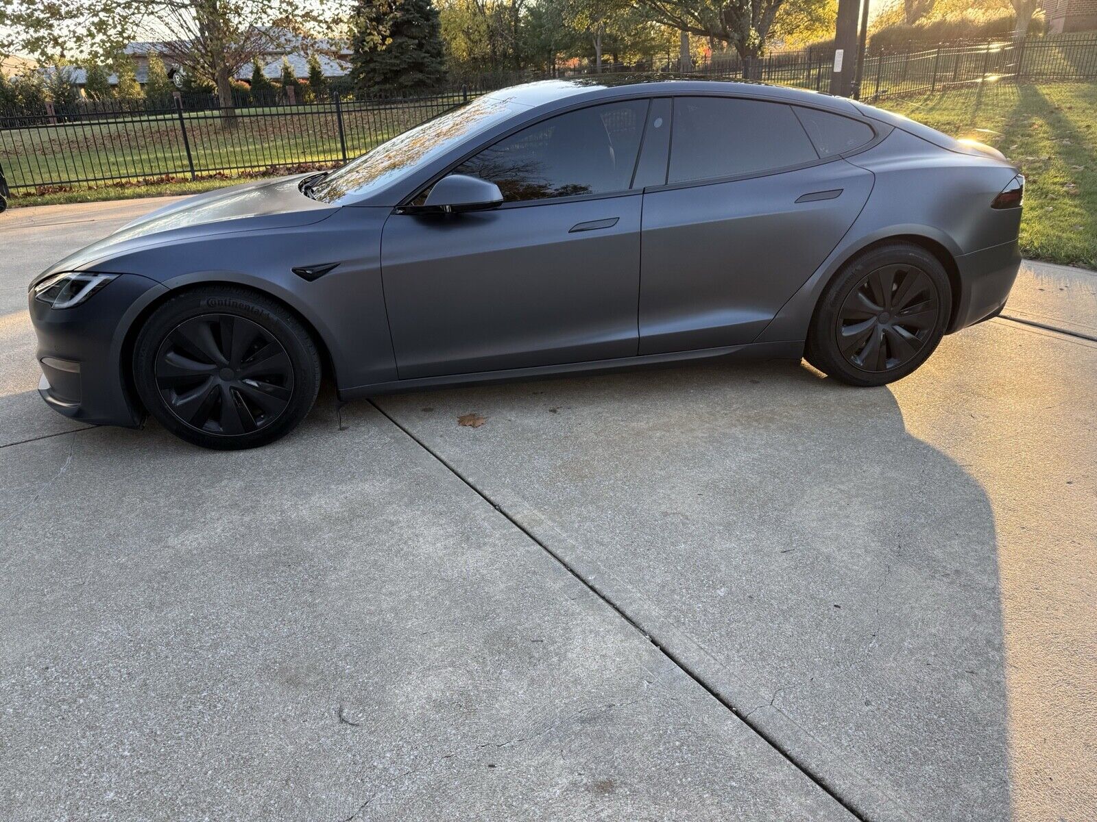 2022 tesla model s
