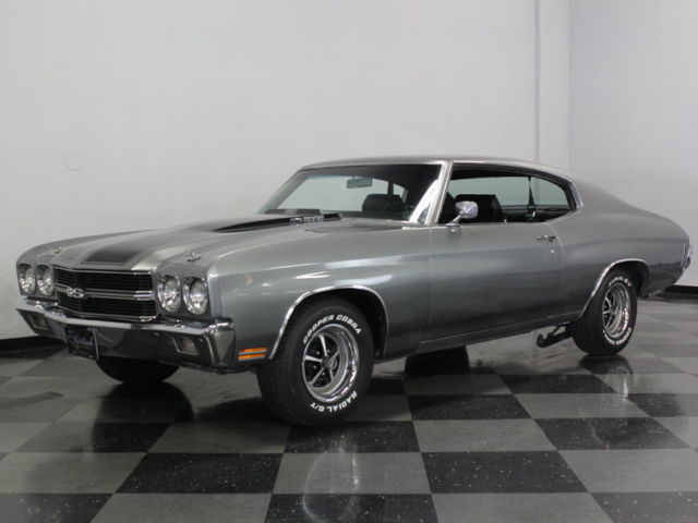 great looking ss clone w/ 350 & 4 spd trans, pwr steering & brakes w/ front disc