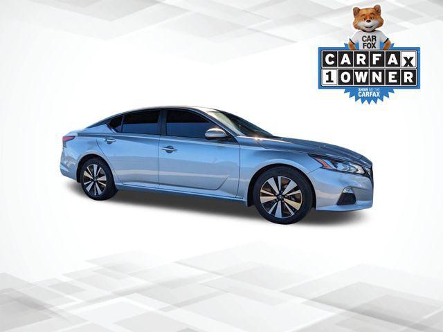2022 nissan altima 2.5 sv
