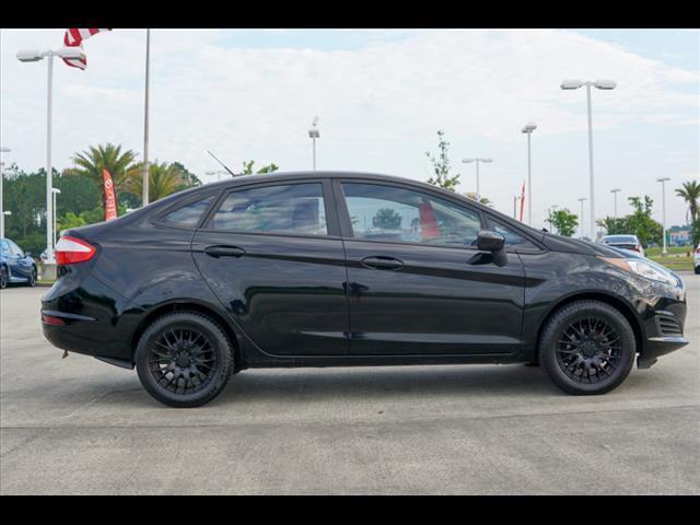 2019 ford fiesta se
