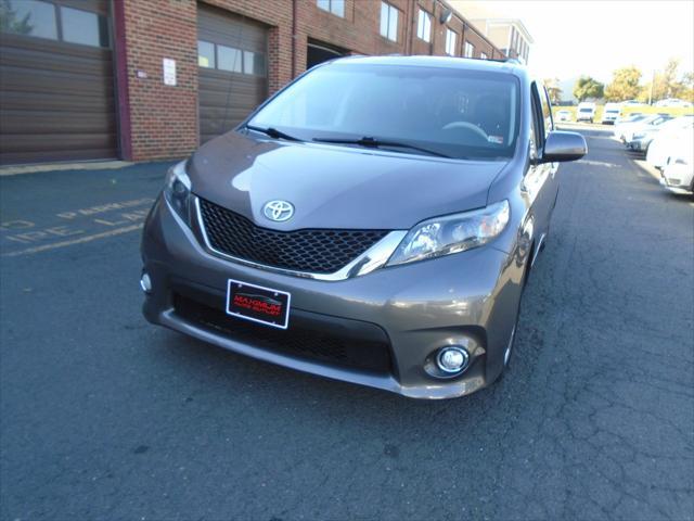 2014 toyota sienna l
