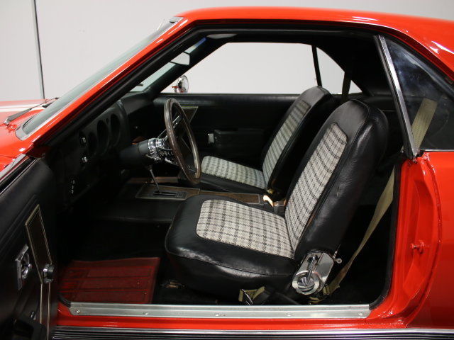 343/280 hp typhoon, rare shift command trans, power steer & brake, dual exhaust!