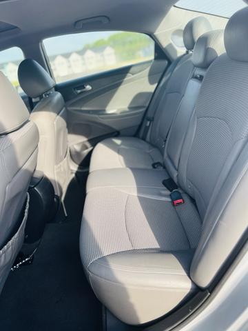 2011 hyundai sonata se
