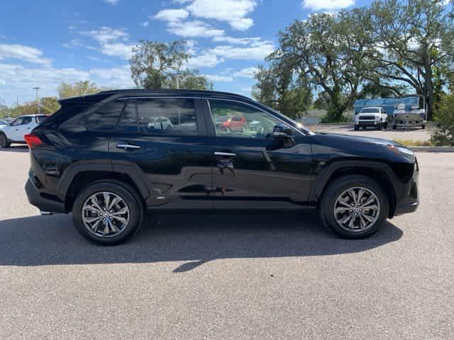 2022 toyota rav4 hybrid se