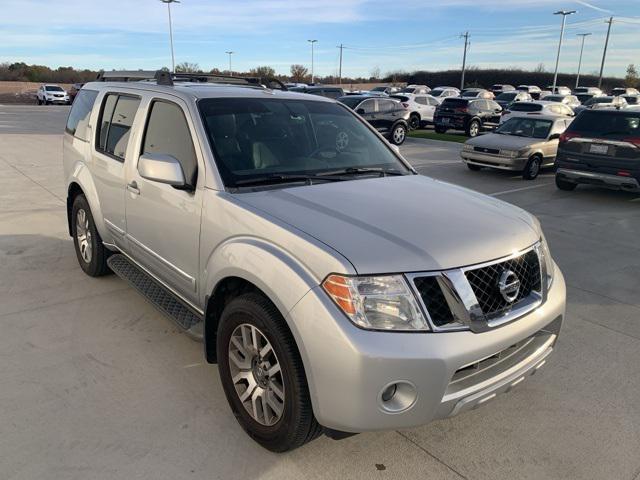 2012 nissan pathfinder le