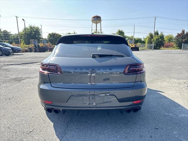 2018 porsche macan gts