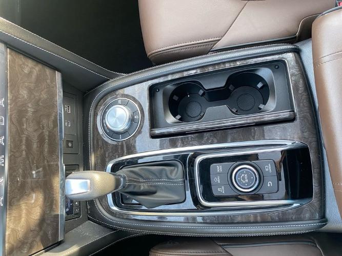 used 2024 nissan armada platinum