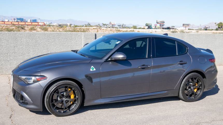 2018 alfa romeo giulia quadrifoglio