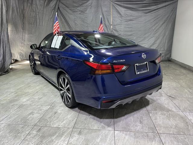2021 nissan altima sr fwd