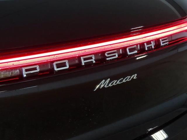 2023 porsche macan t