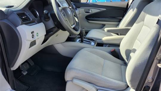 2017 honda pilot lx