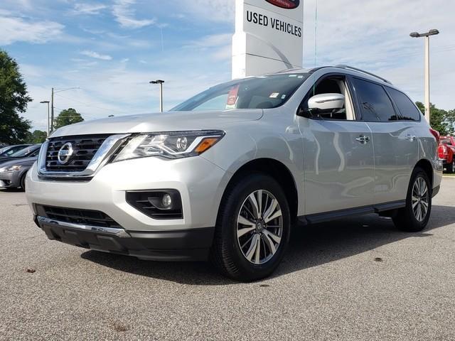 2019 nissan pathfinder in biggs park, north carolina