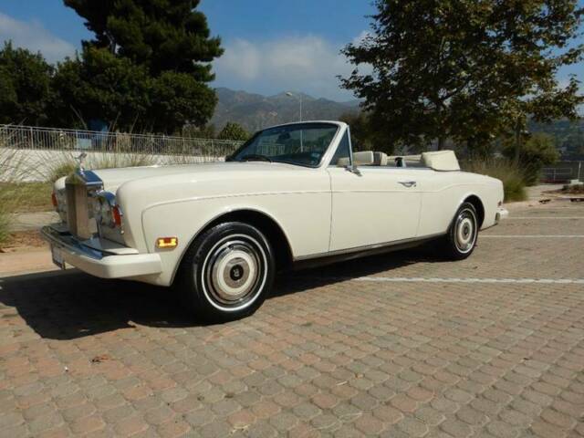 1987 rolls-royce corniche automatic 3-speed rwd v8 6.8l gasoline