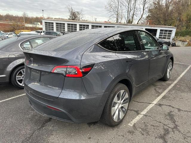 2021 tesla model y long range