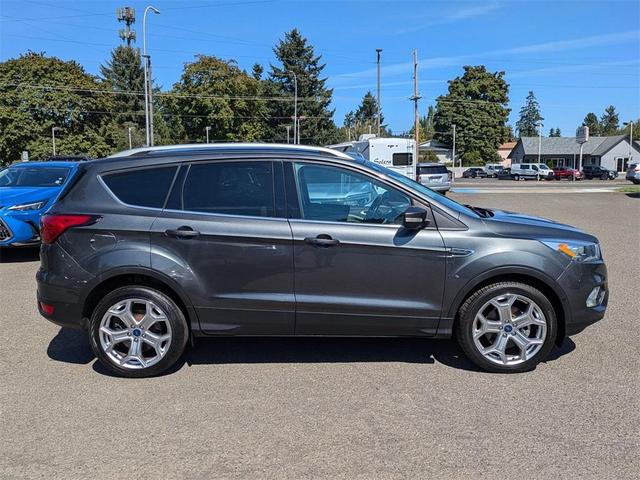2019 ford escape titanium