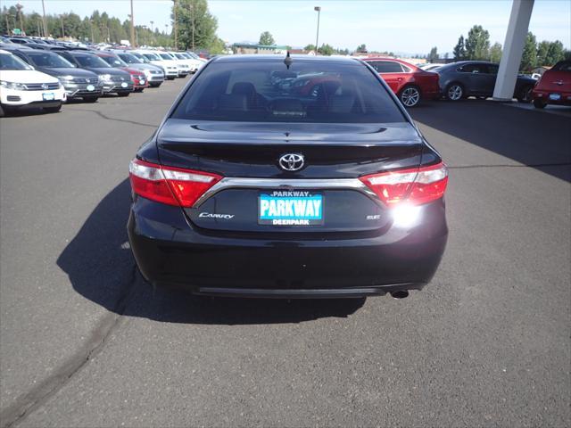 2017 toyota camry se
