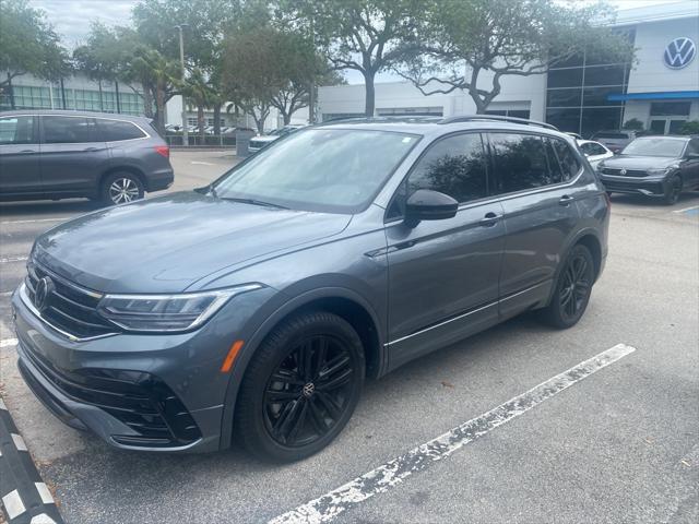 2022 volkswagen tiguan 2.0t se r-line black