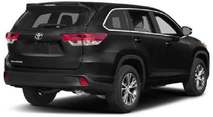 2018 toyota highlander le in lynn, ma