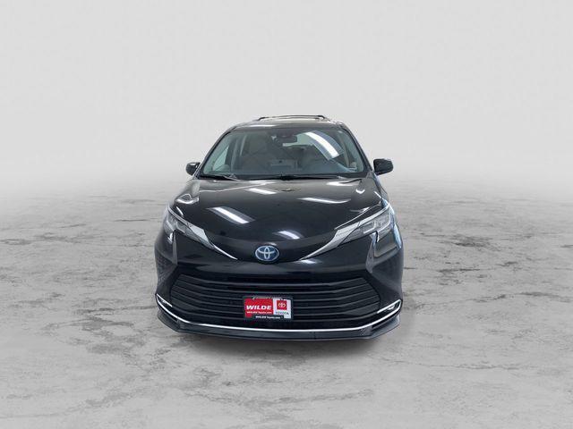 2022 toyota sienna xle 7 passenger