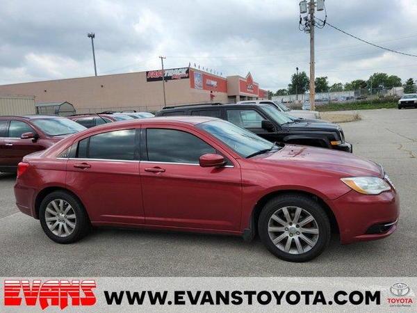 2013 chrysler 200 in dulles, virginia