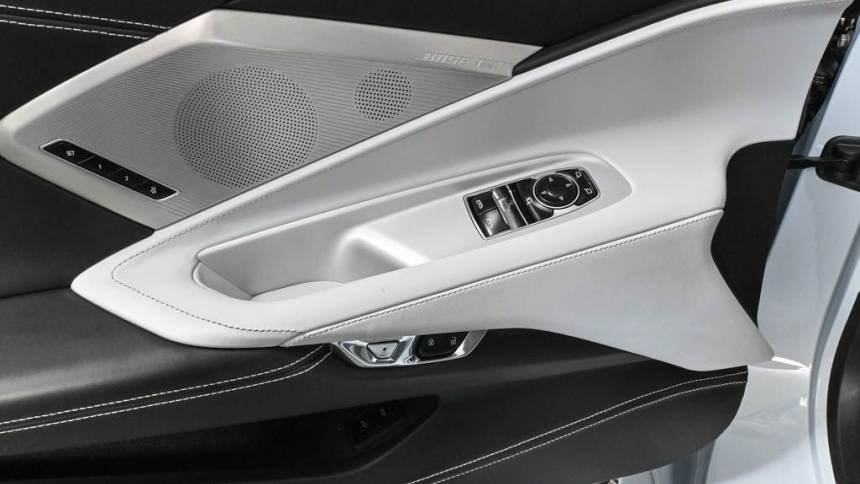 2020 chevrolet corvette stingray