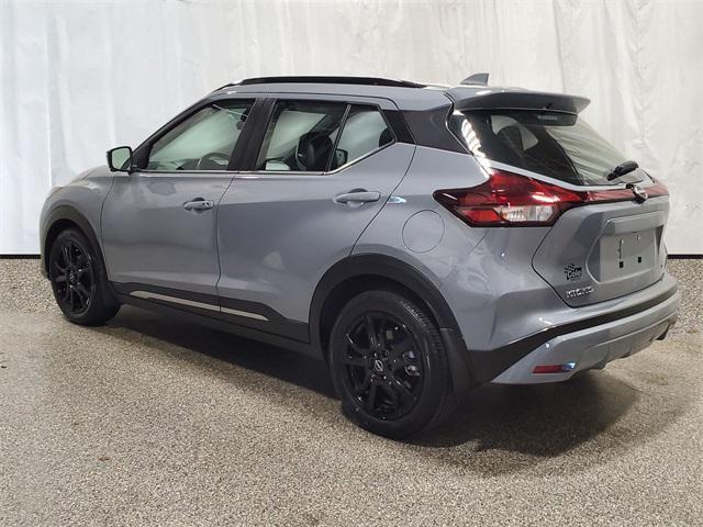 2023 nissan kicks sr