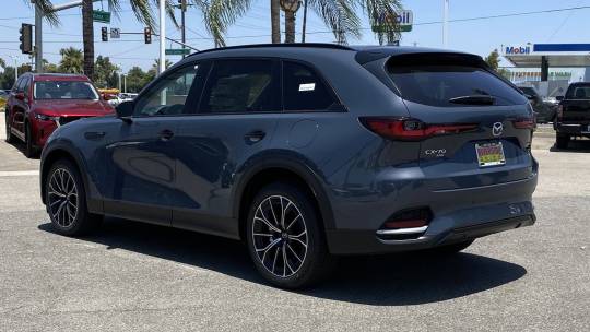 2025 Mazda CX-70