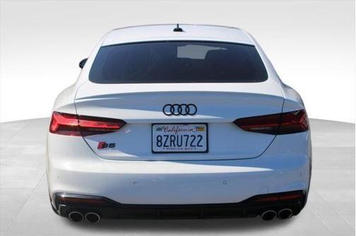 2022 audi s5