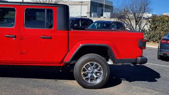 2024 Jeep Gladiator