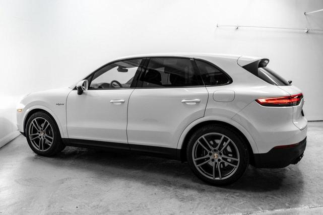 2023 porsche cayenne e-hybrid