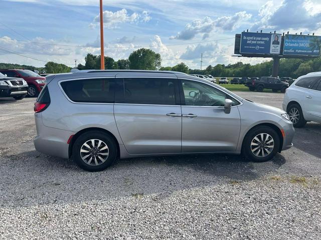 2021 chrysler pacifica hybrid touring l
