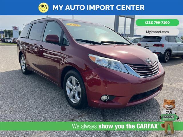 2017 toyota sienna l